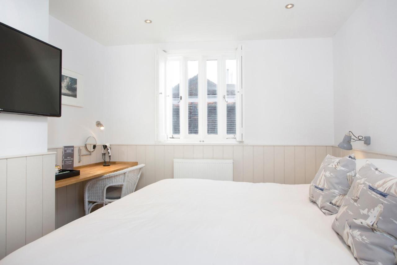 Boat House Hotel Whitstable Exterior foto